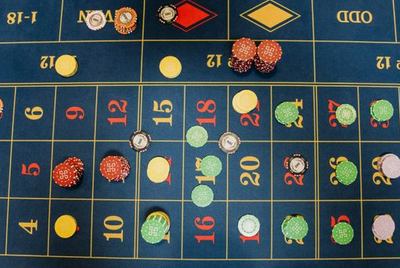 game gian lận Debet